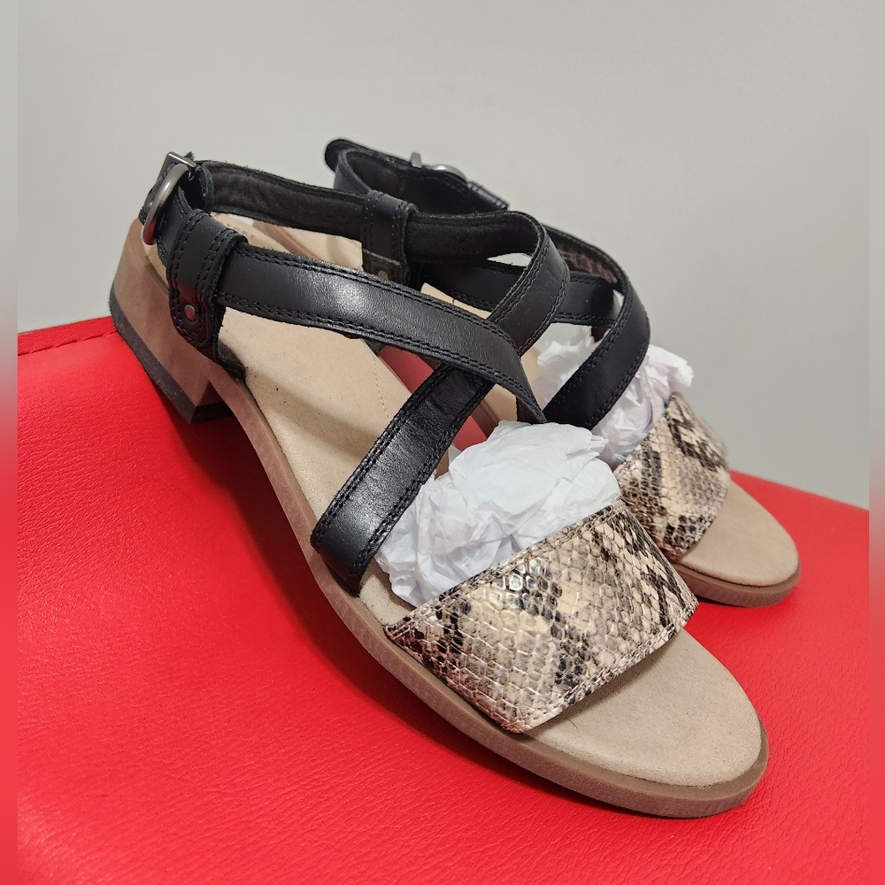 Clarks Collection Women's Multicolors Slingback Sandals Size 9.5M